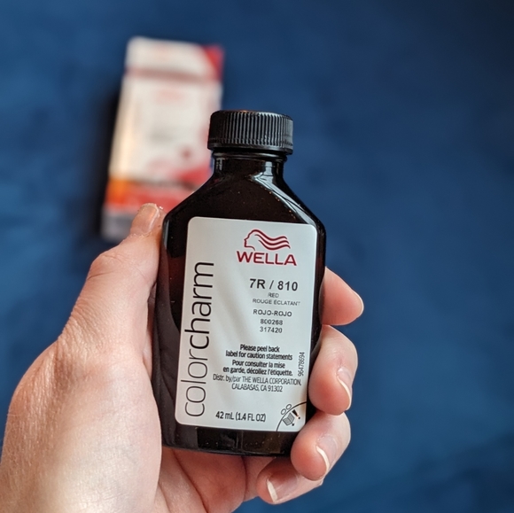 Wella Colorcharm Liquid Permanent Hair Color 7R/Red - Picture 5 of 8